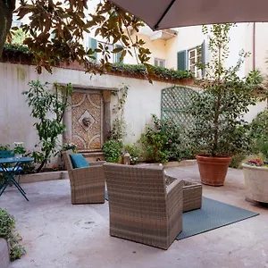 Alojamento de Acomodação e Pequeno-almoço Il Cortile Di Elisa & Our Flats, Lucca